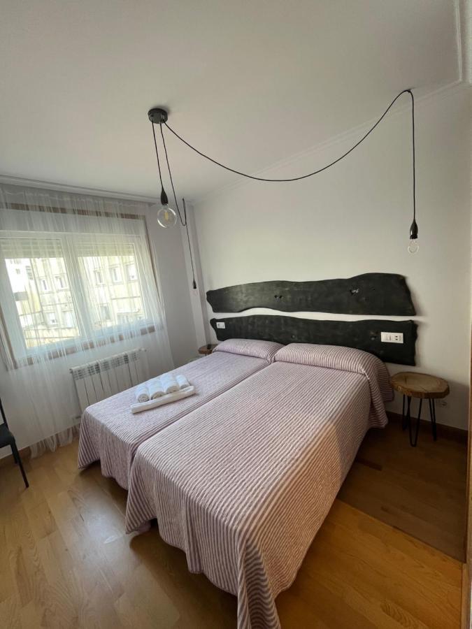 Hotel Entrecaminos à O Pedrouzo Extérieur photo